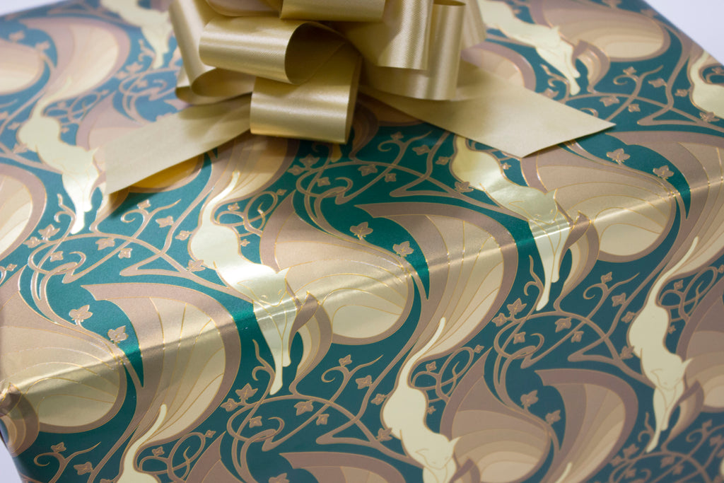 Elegant Tiffany Blue Gift Box with Turquoise and Gold Wrapping